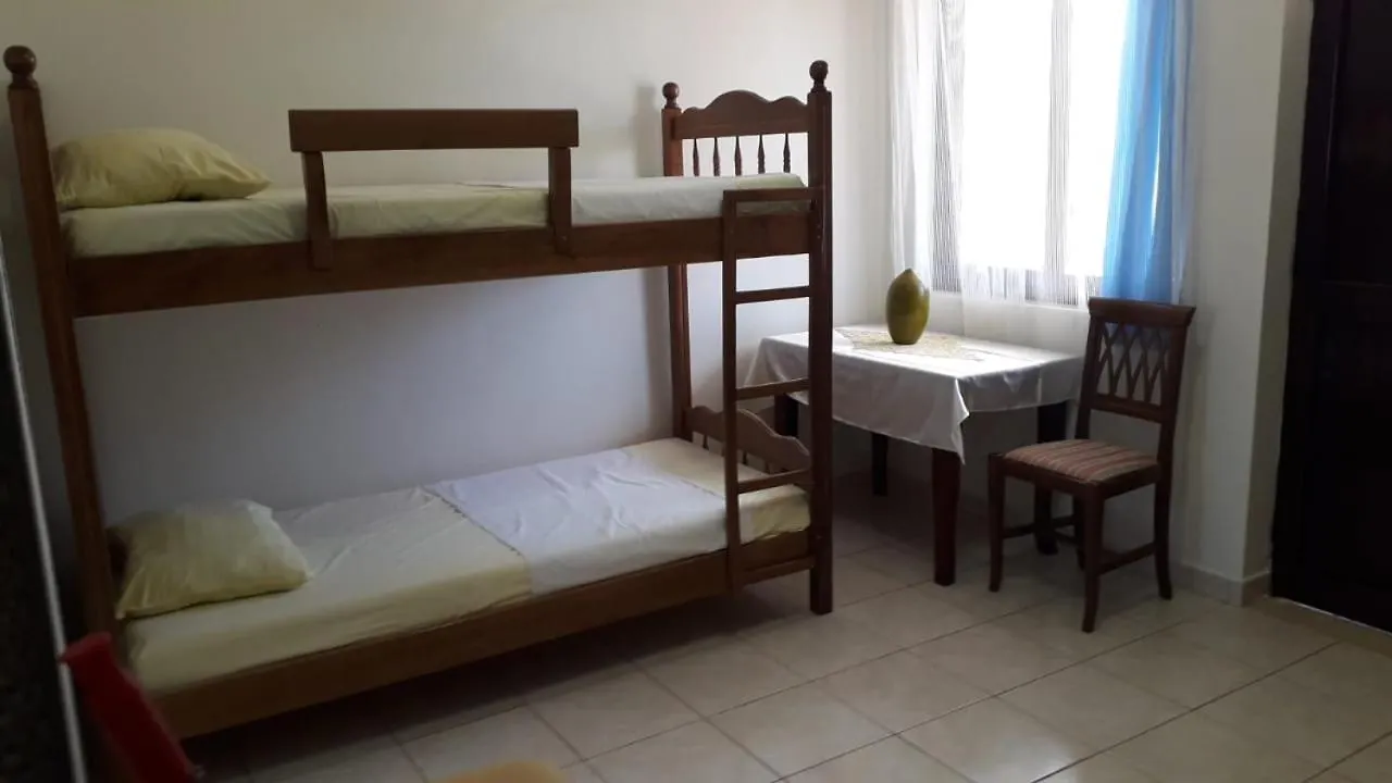 A & H Apartments Velipojë אלבניה
