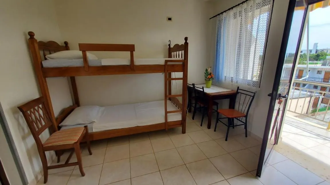 A & H Apartments Velipojë 0*,  אלבניה