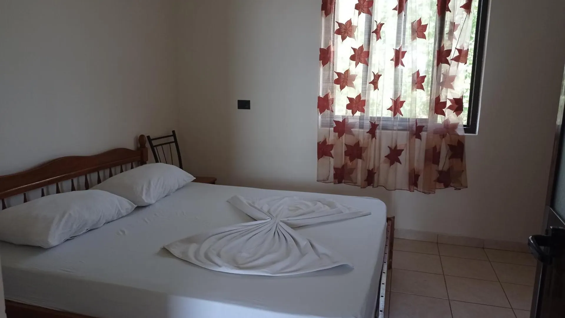 A & H Apartments Velipojë